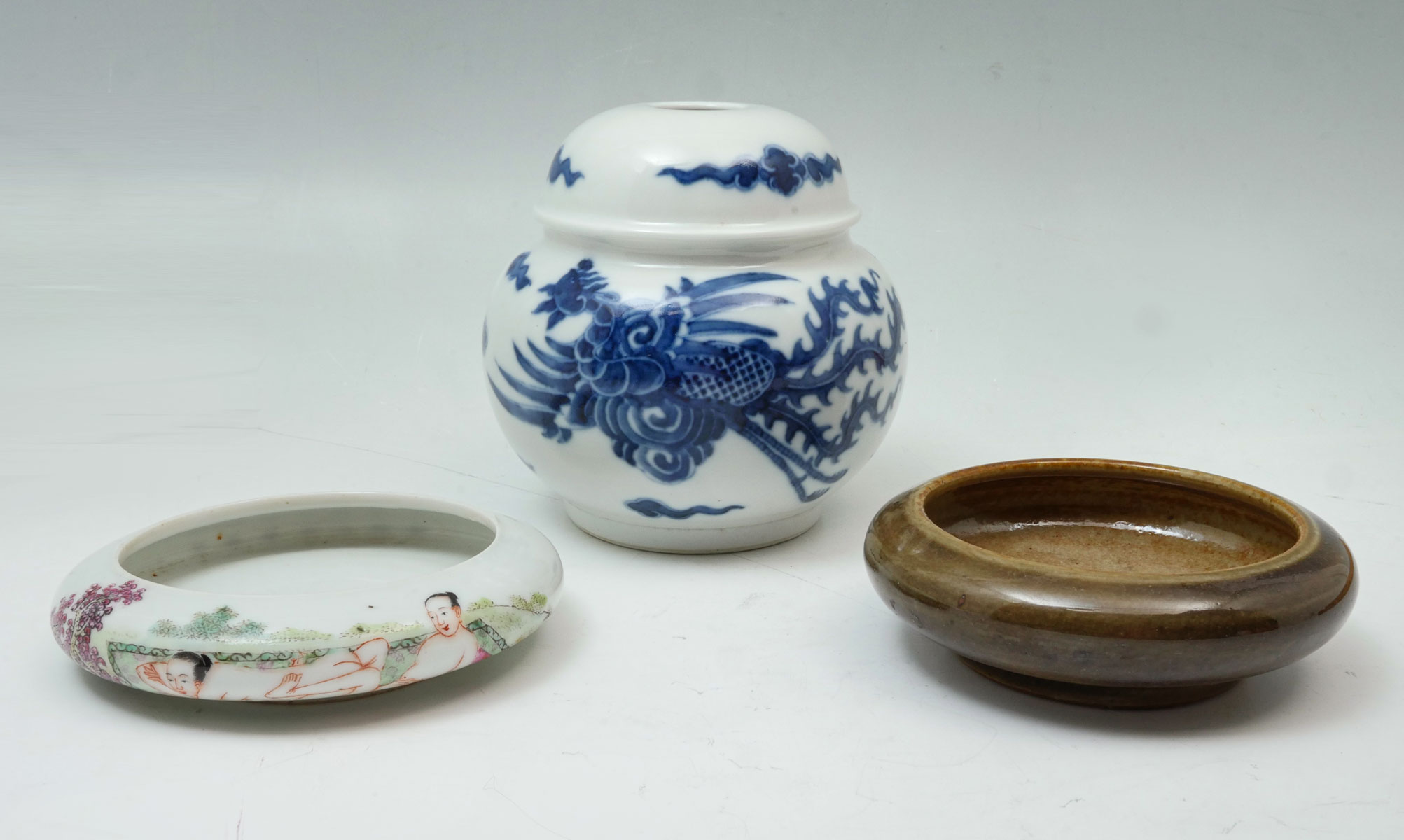 3 PC. CHINESE PORCELAIN COLLECTION: