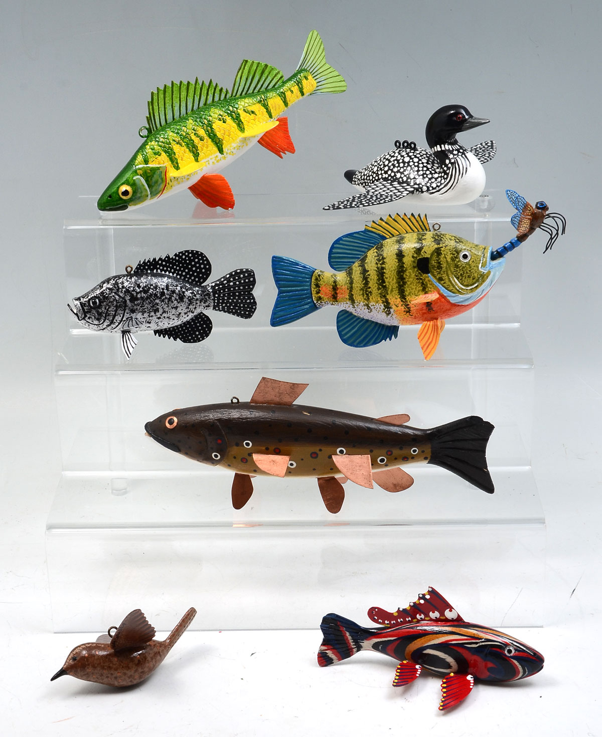 SEVEN PIECE FISH DECOY LOT: 1)