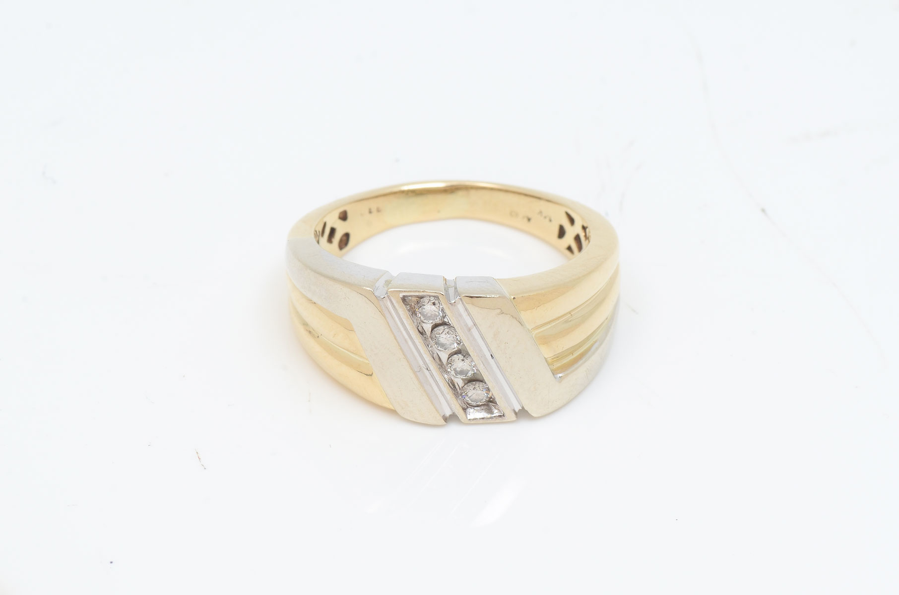 GENTS RIBBED 14K 2 TONE DIAMOND 36c40b