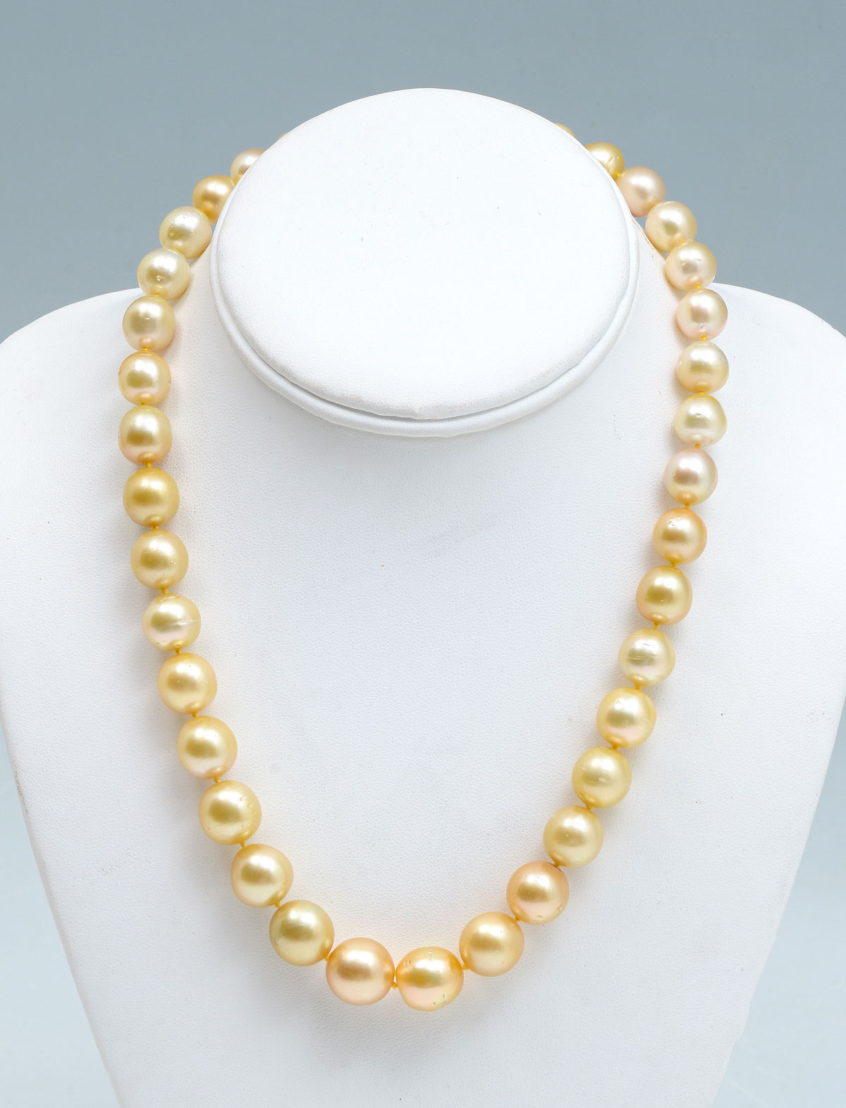 GOLDEN SOUTH SEA PEARL NECKLACE: