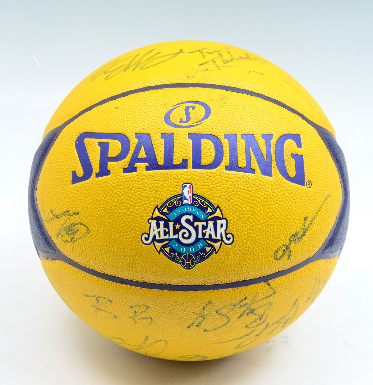 2008 NBA ALL STAR AUTOGRAPHED BASKETBALL  36c4c1