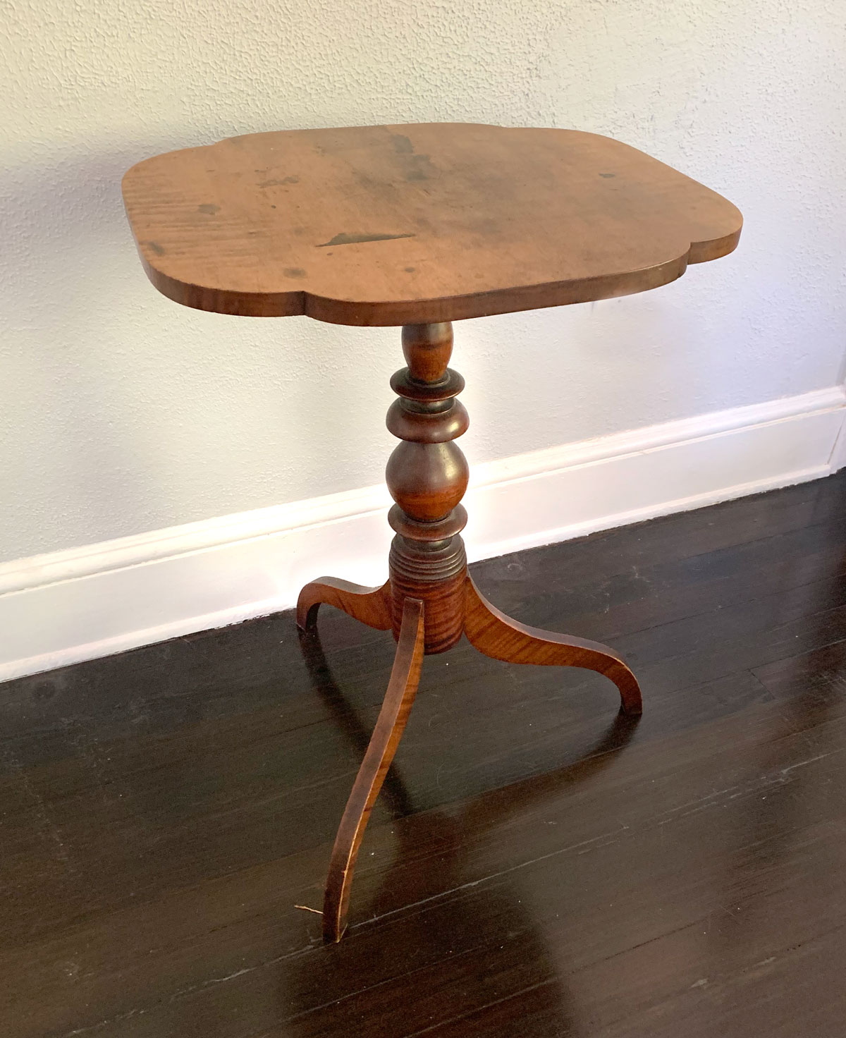TIGER MAPLE CANDLE STAND: American