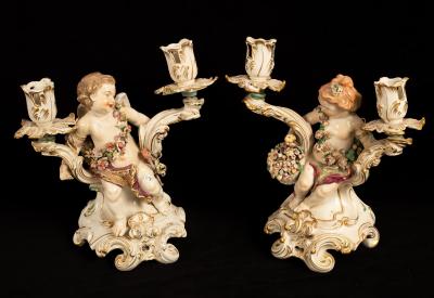 A pair of Chelsea gold anchor figural