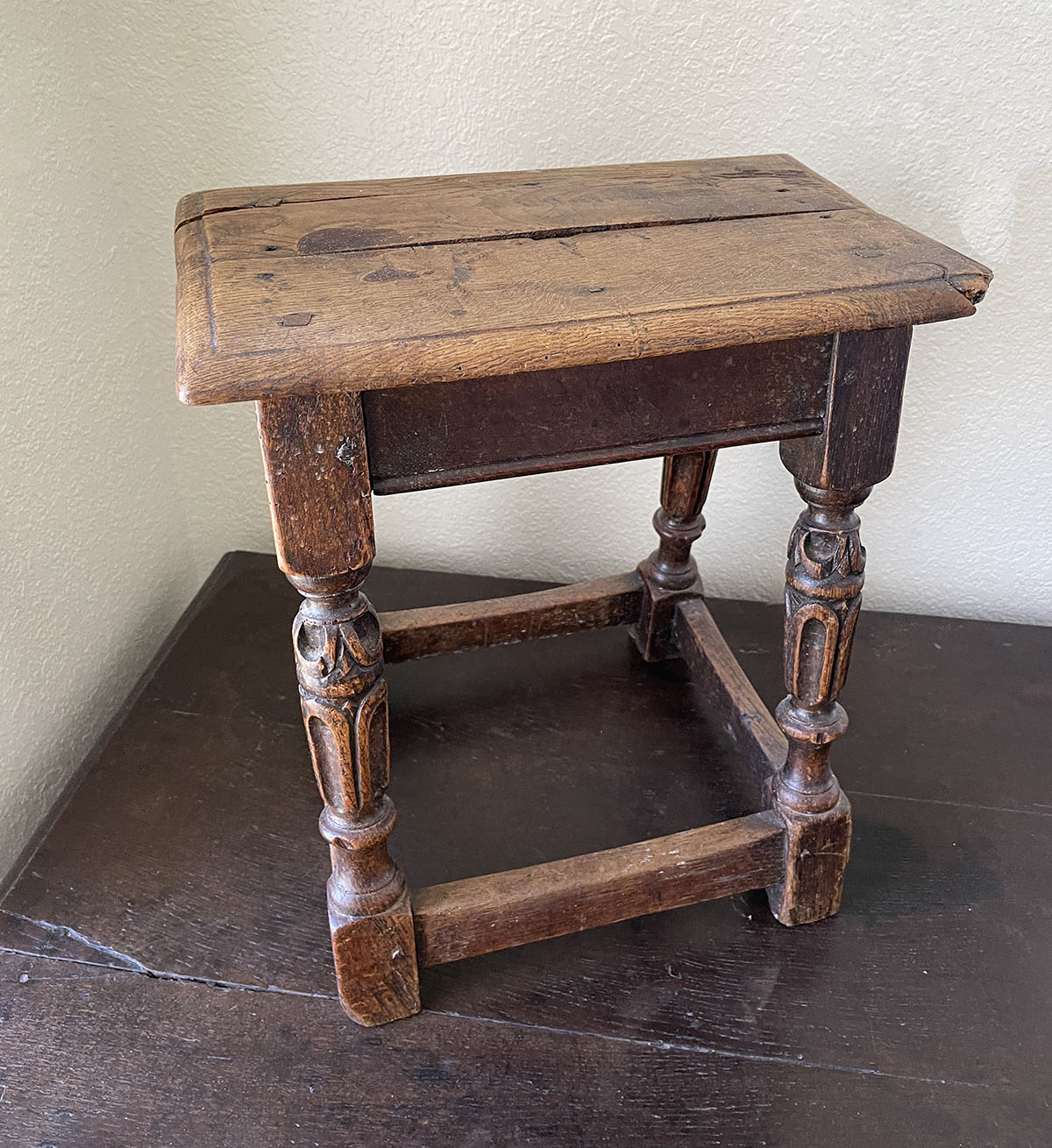 CHARLES II OAK JOINT STOOL: Wood