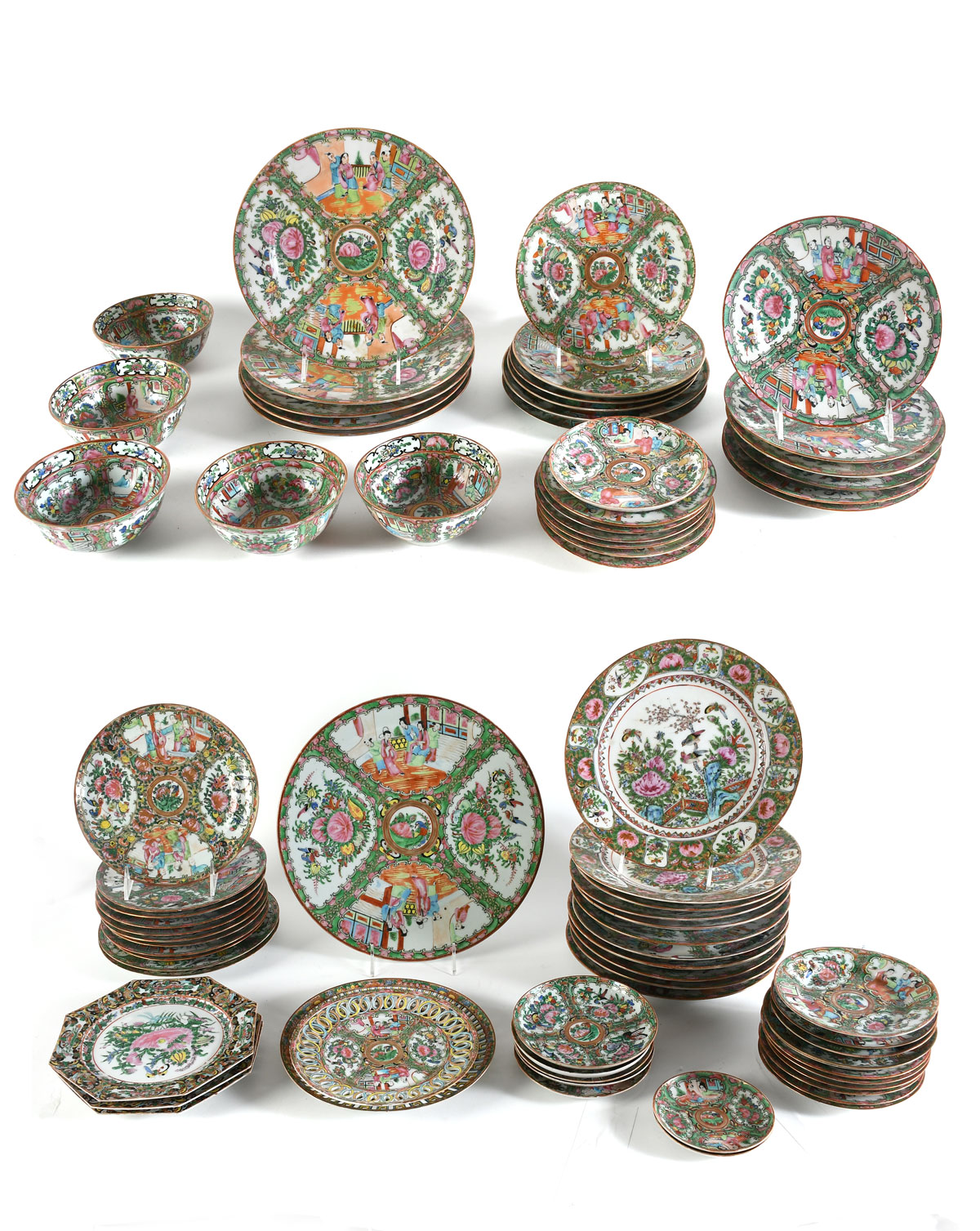 ROSE MEDALLION PLATE & BOWL COLLECTION:
CONDITION: