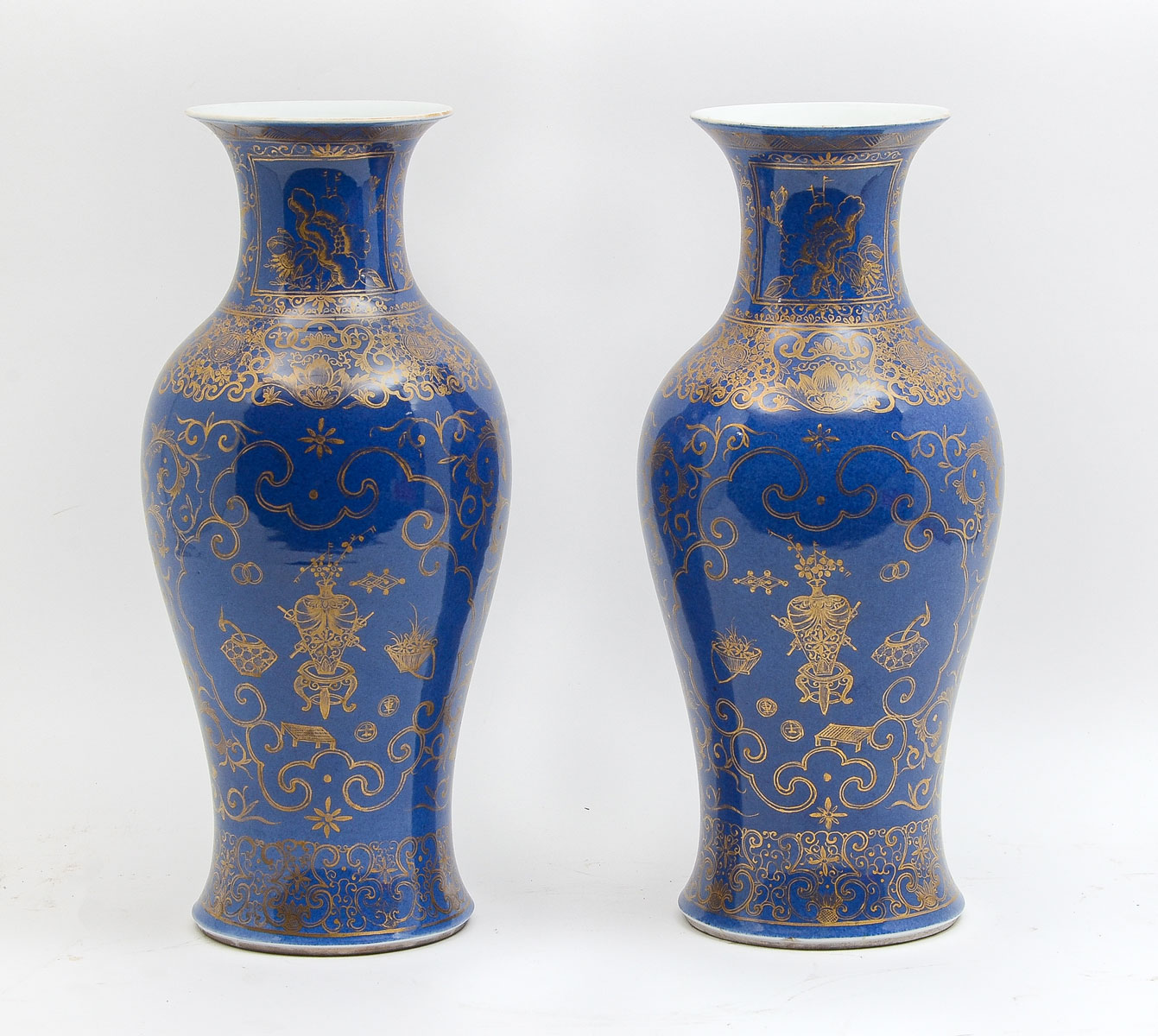 PAIR OF 19TH CENTURY CHINESE GILT