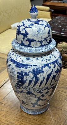 A decorative Chinese style blue and