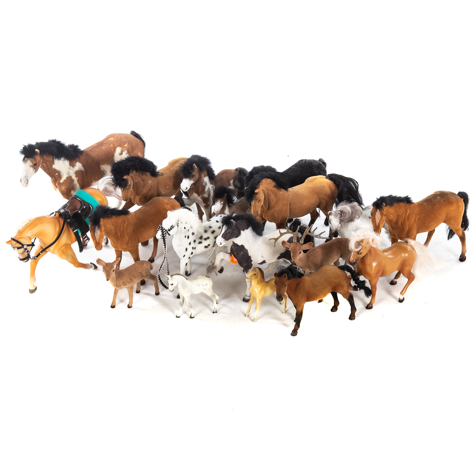 LARGE LOT OF PLASTIC HORSES & OTHER