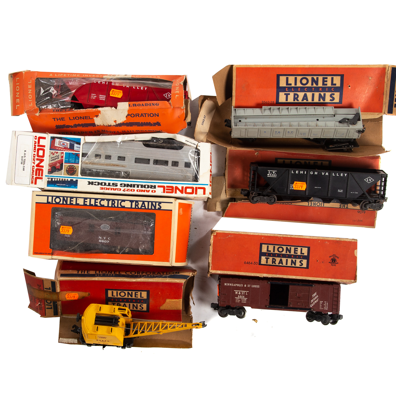 SIX LIONEL FREIGHT CARS Including 36a148