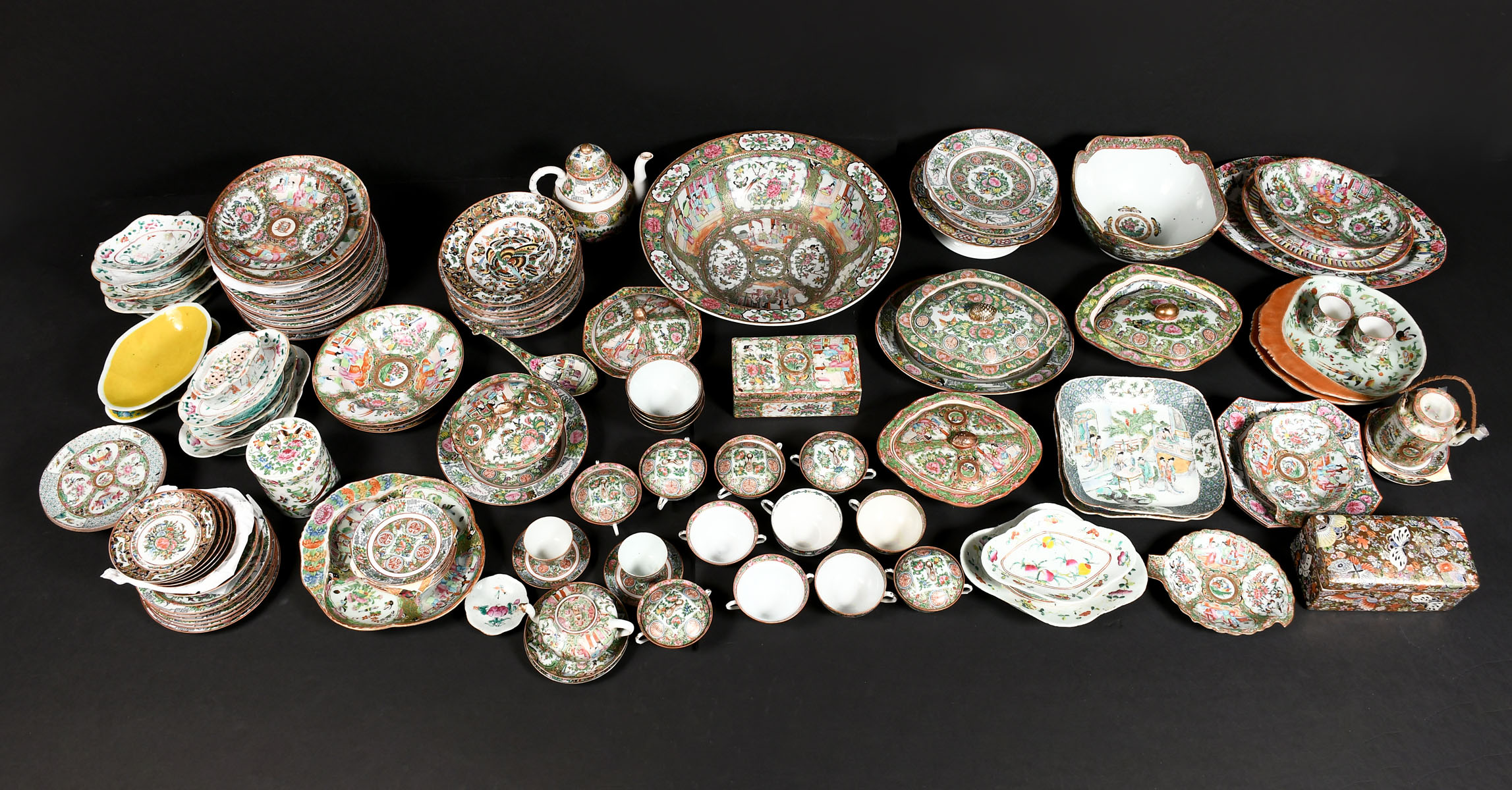 110 PC CHINESE ROSE MEDALLION 36a165