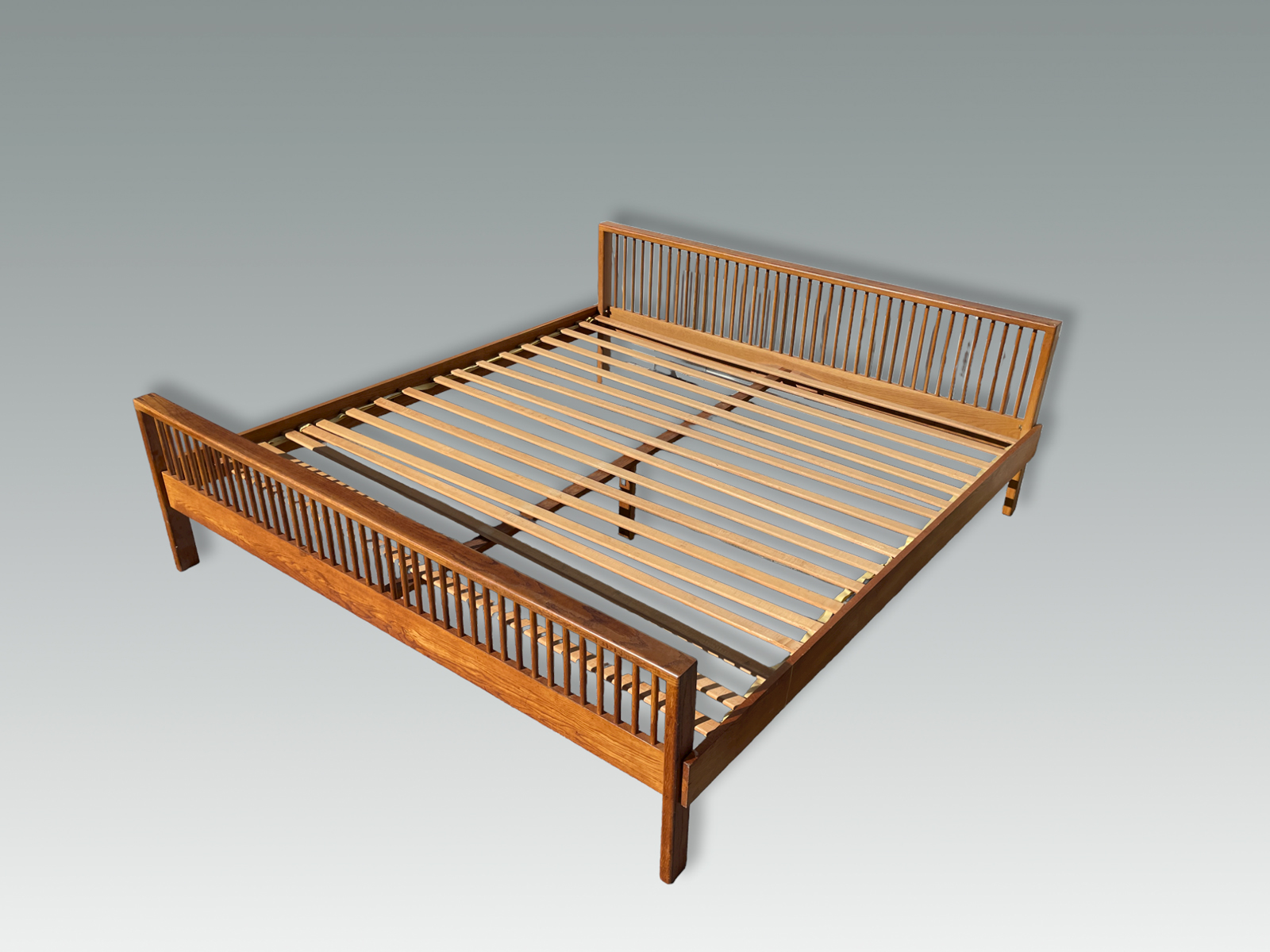 KING SIZE CHARLES WEBB BED Mid century 36a1bb