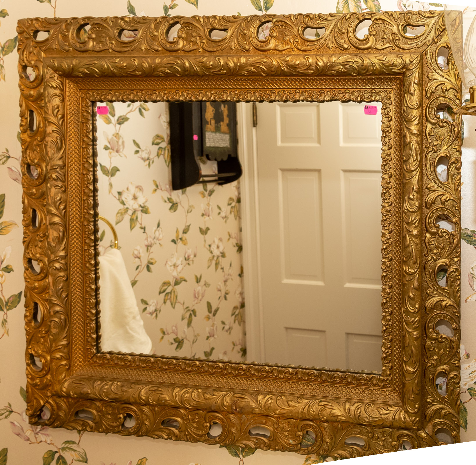 A CONTEMPORARY GOLD PAINTED MIRROR 36a20e