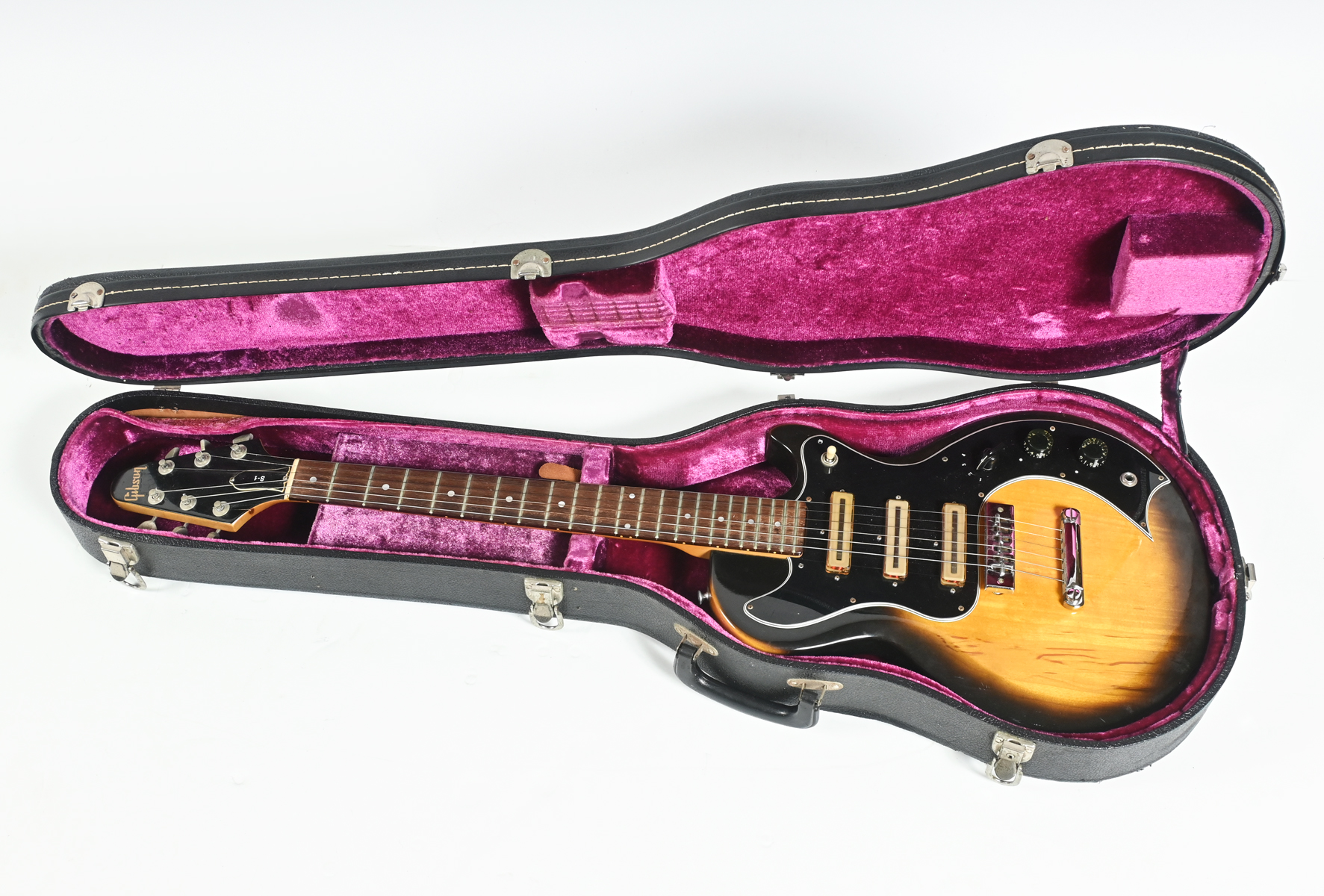 GIBSON S-1 ELECTRIC GUITAR IN HARD CASE: