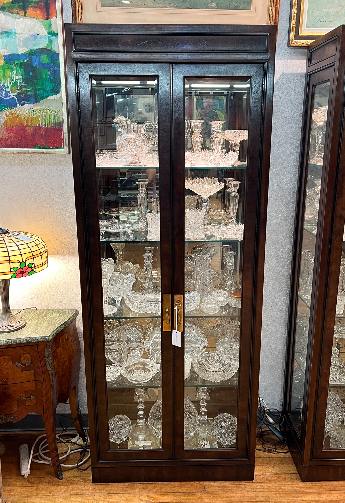 HENREDON MAHOGANY DISPLAY CABINET: