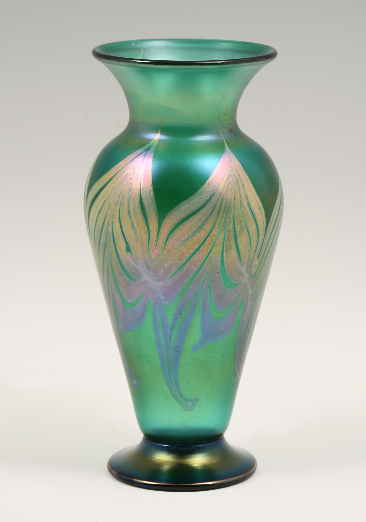 DURAND SIGNED ART GLASS VASE Green 36a26c