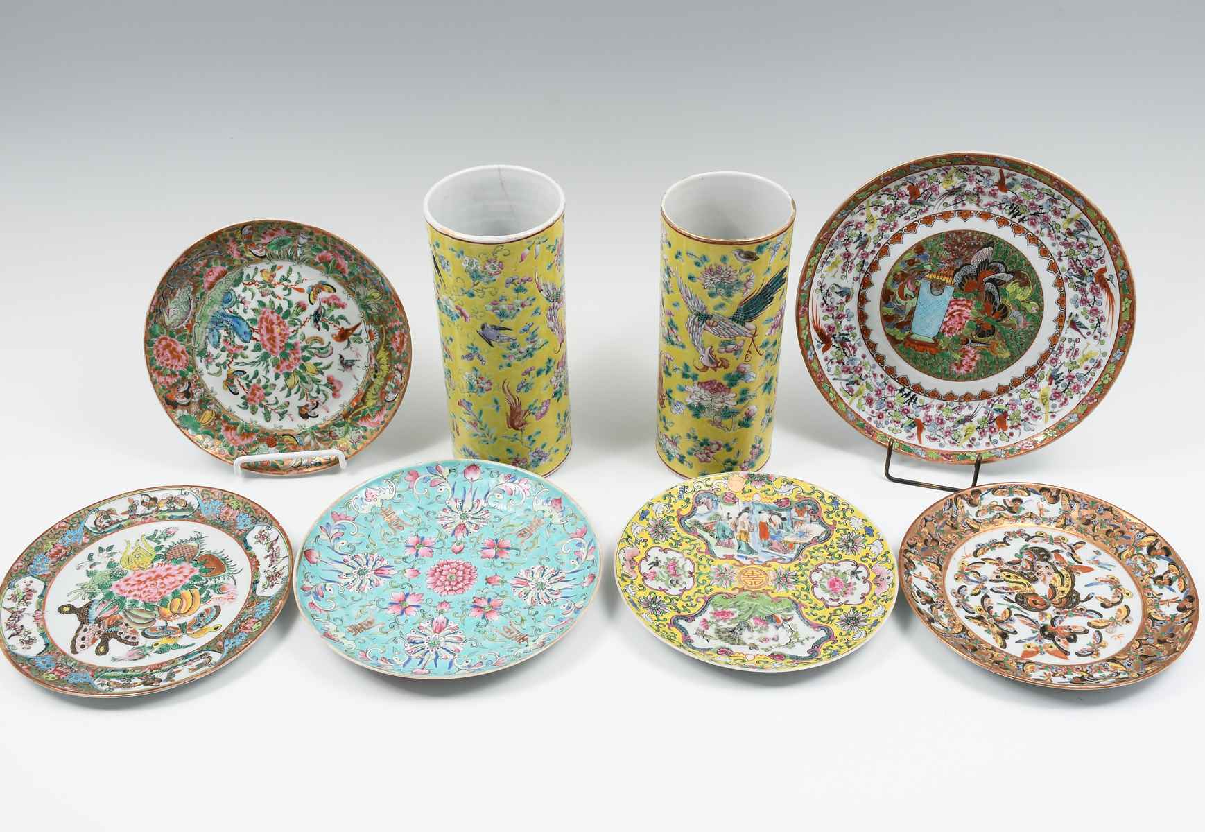 8 PC ENAMELED CHINESE PORCELAIN 36a2a9