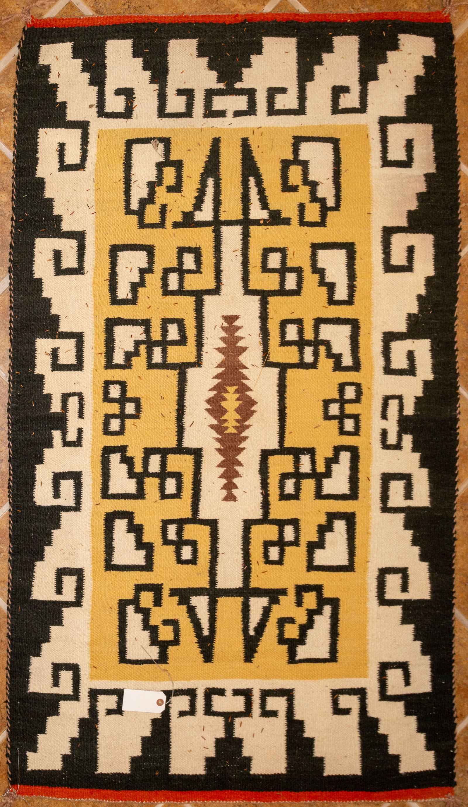 NAVAJO STYLE AREA RUG 5 ft. x 2.83