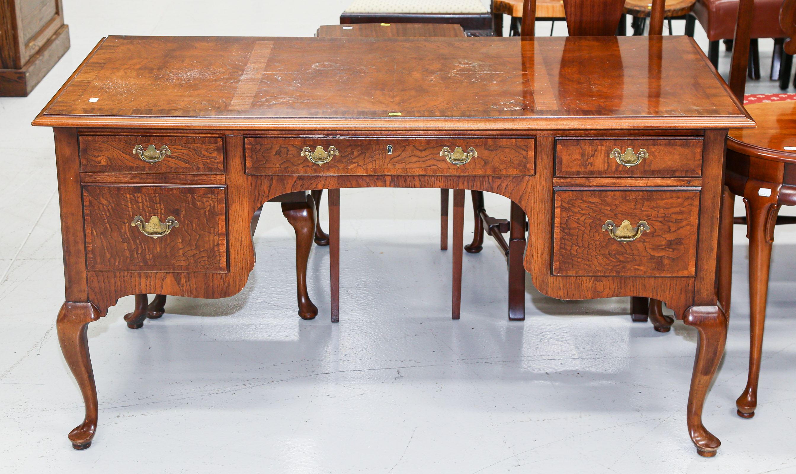 HEKMAN QUEEN ANNE STYLE ELM DESK