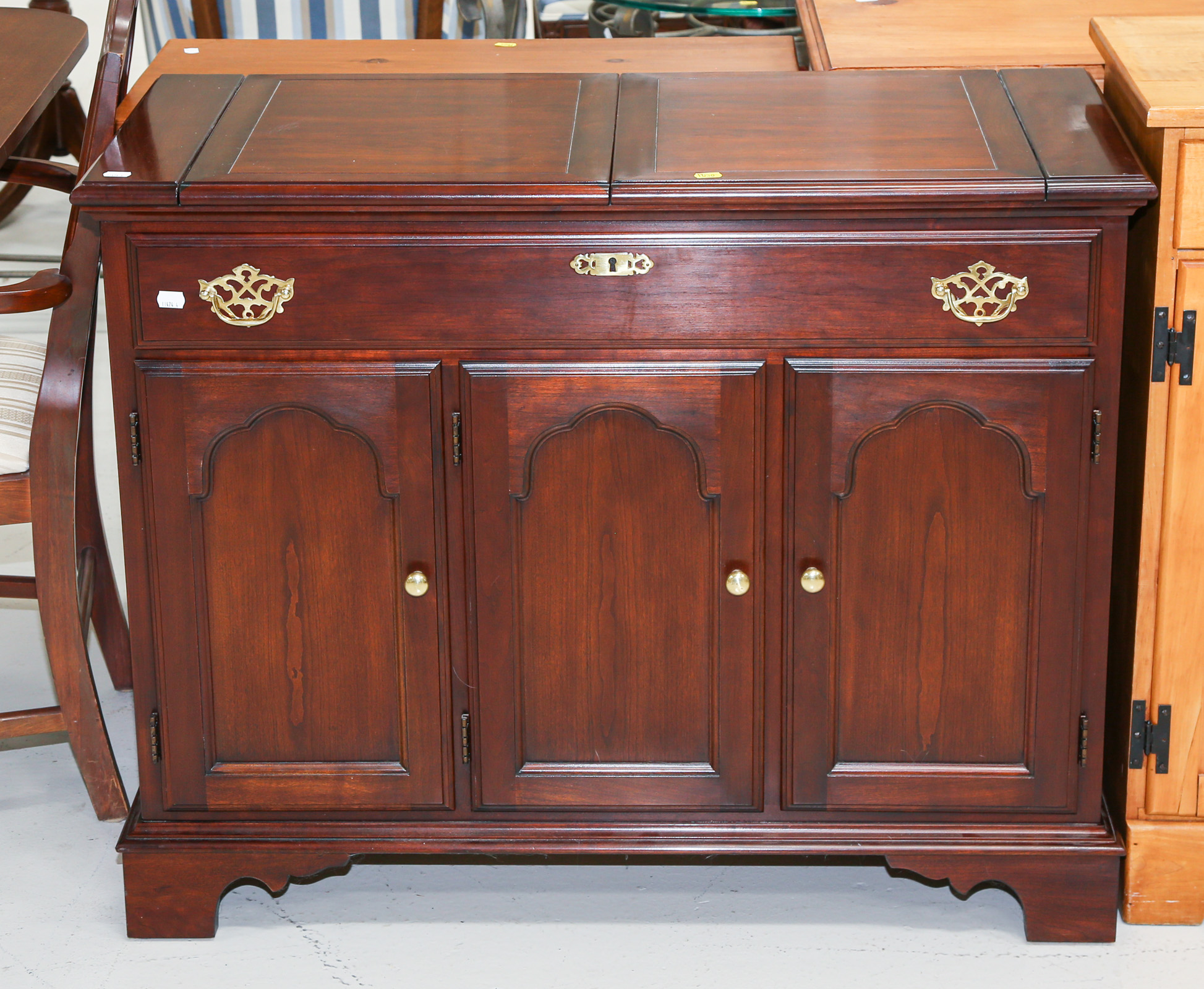 STATTON LIFT TOP CHERRY BAR CABINET