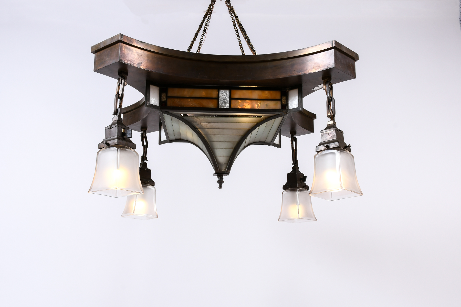 5 LIGHT CHANDELIER W CURVED PANELS  36a470