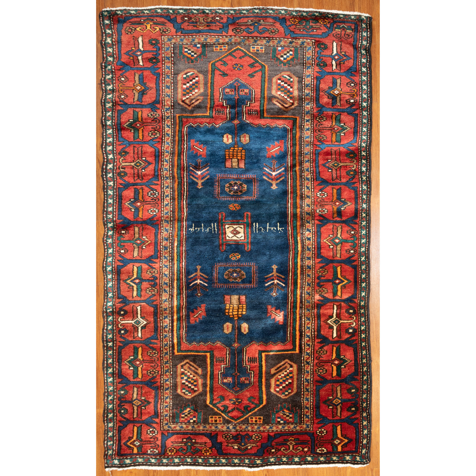 HAMADAN RUG, PERSIA, 4.3 X 7.5