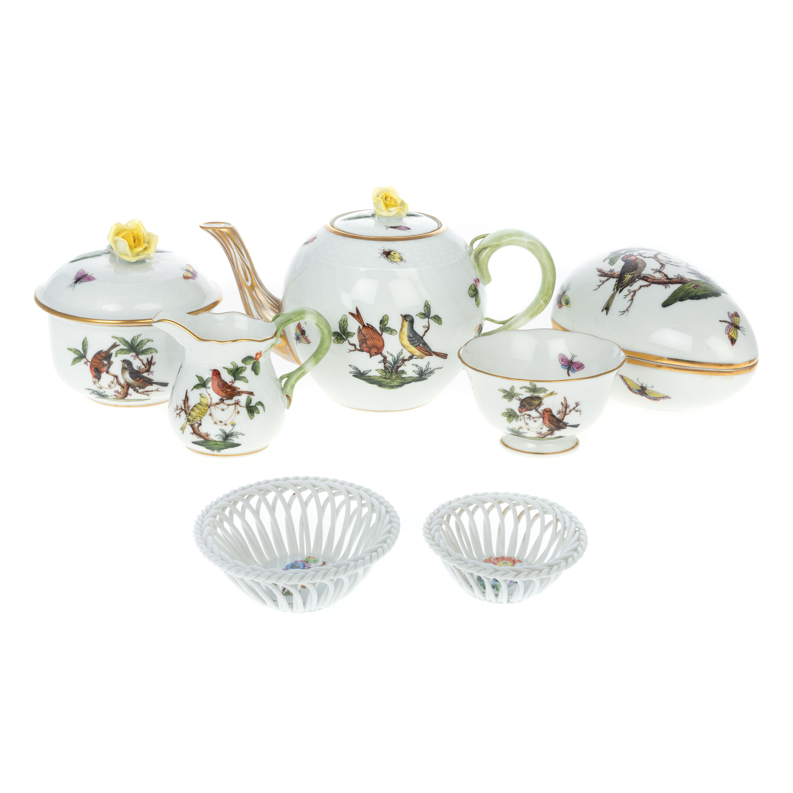 SEVEN PIECES HEREND PORCELAIN Includes  36a61c