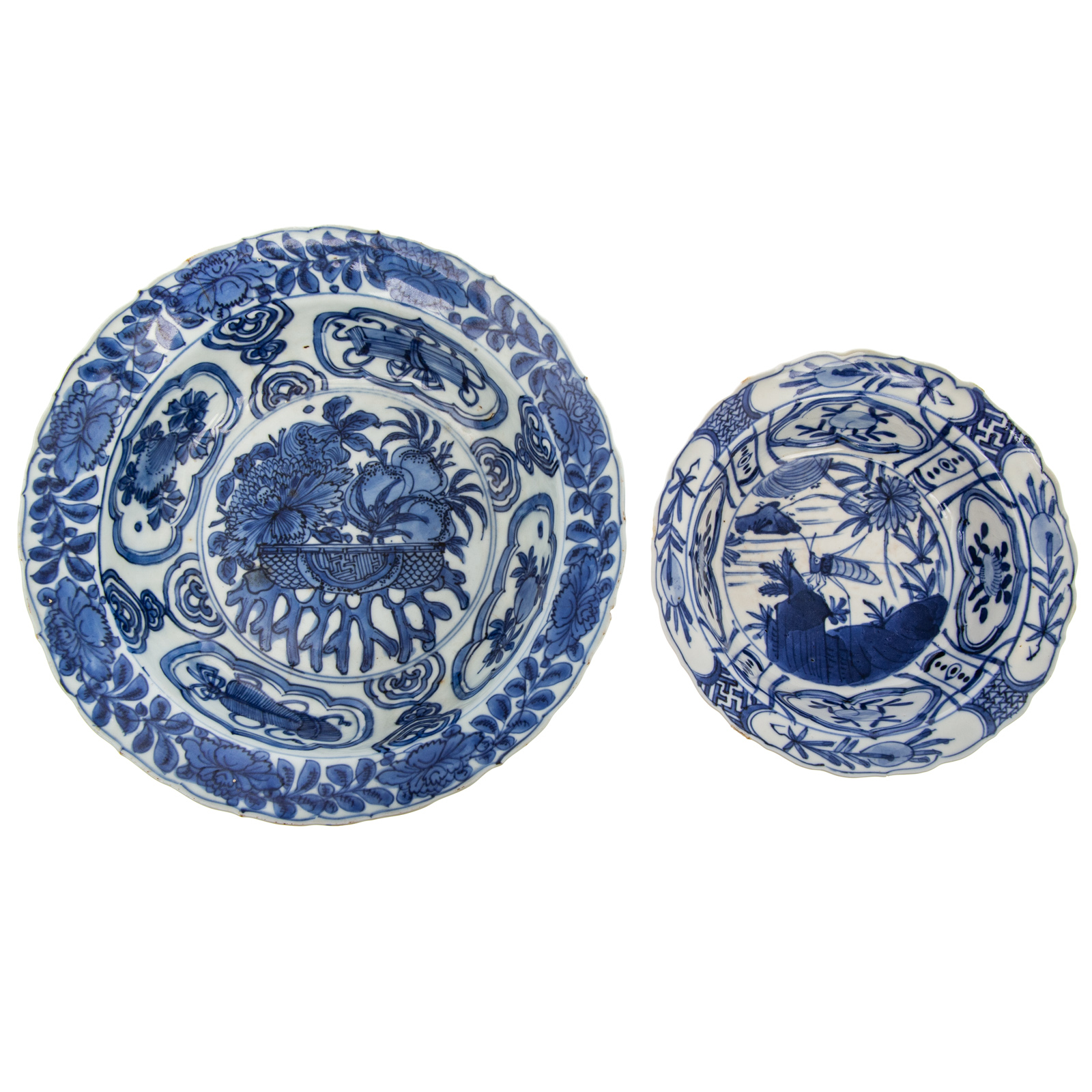TWO CHINESE EXPORT KRAAK BOWLS