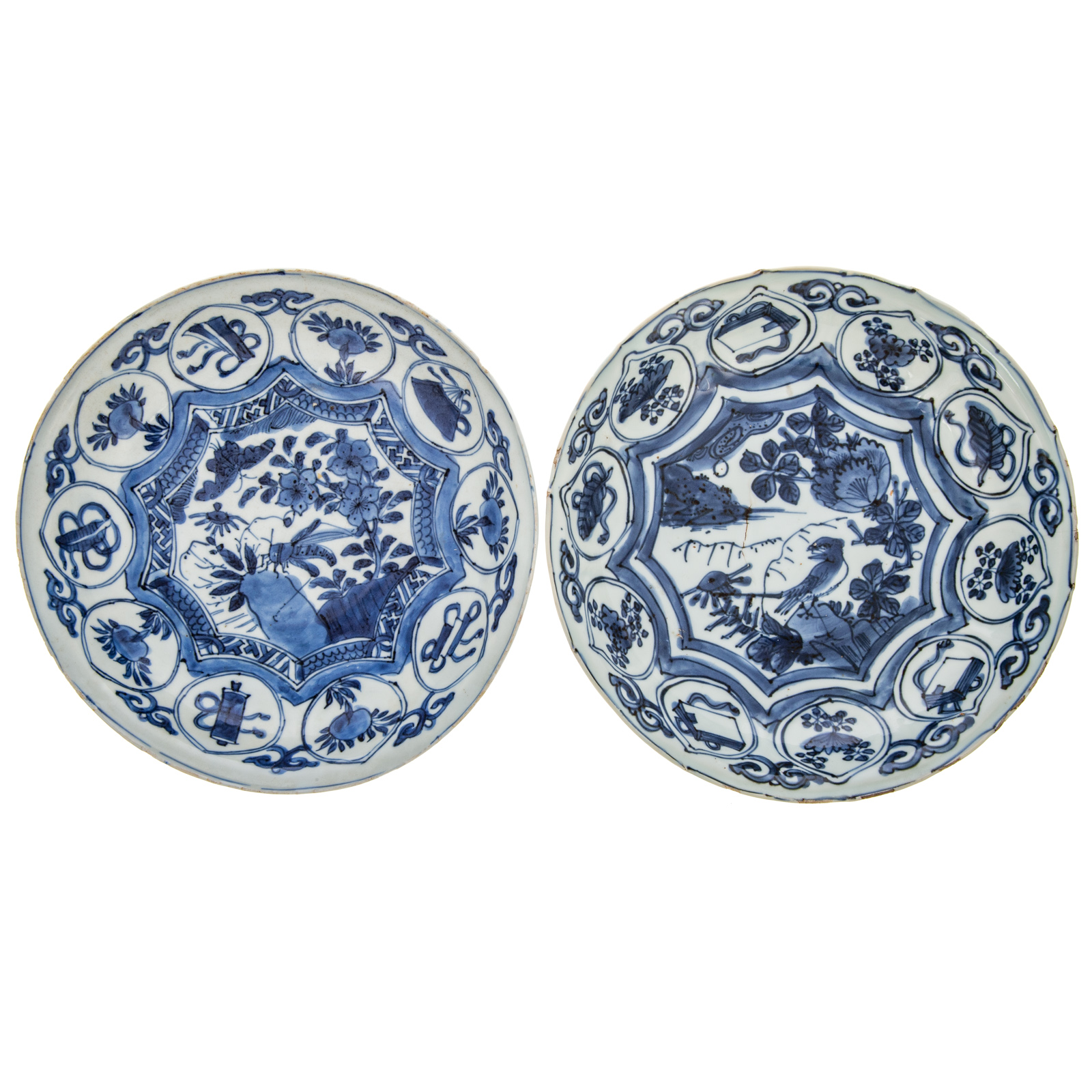 TWO CHINESE EXPORT KRAAK BOWLS 36a64f