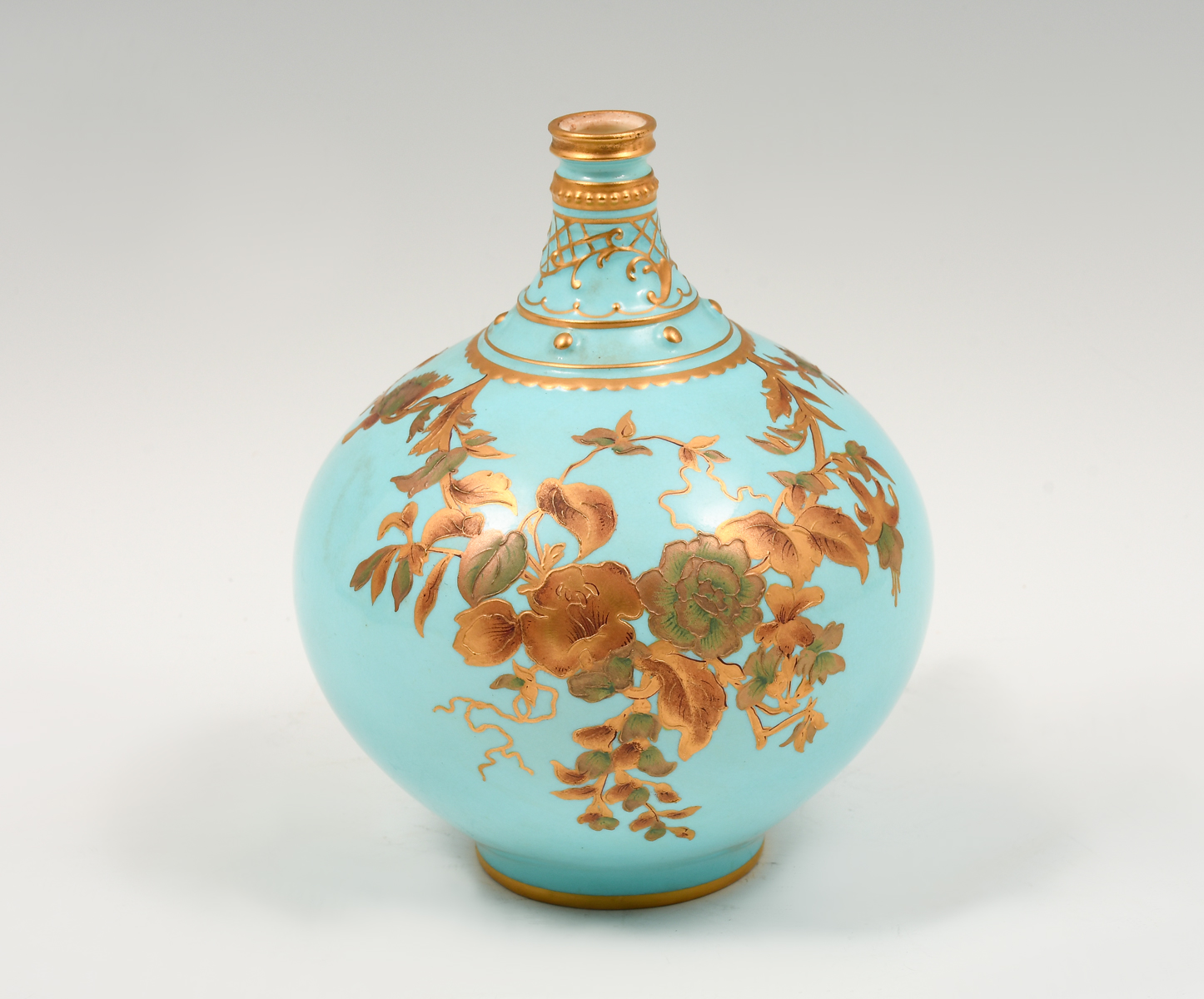 ROYAL CROWN DERBY VASE: English blue