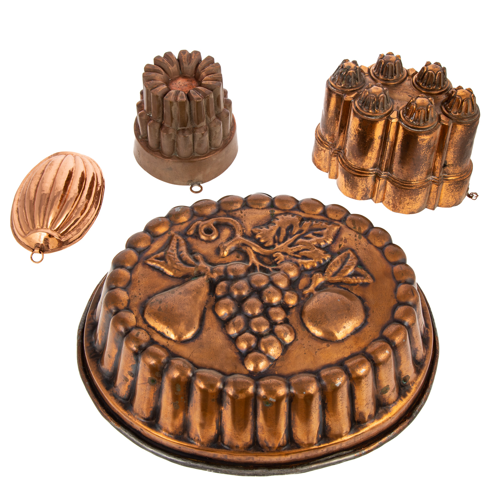 FOUR VICTORIAN COPPER FOOD MOLDS 36a862