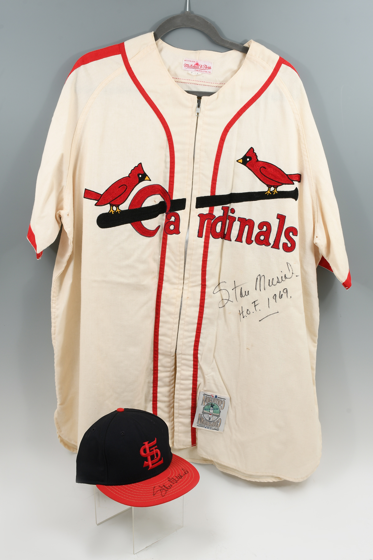 STAN MUSIAL AUTOGRAPHED JERSEY AND HAT: