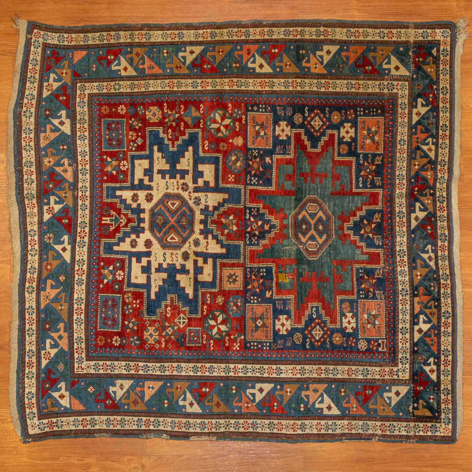 ANTIQUE SHIRVAN RUG CAUCASUS  36a9fb