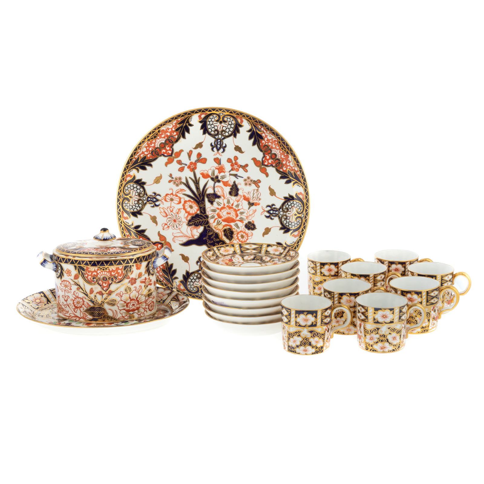 19 ROYAL CROWN DERBY TABLE ARTICLES