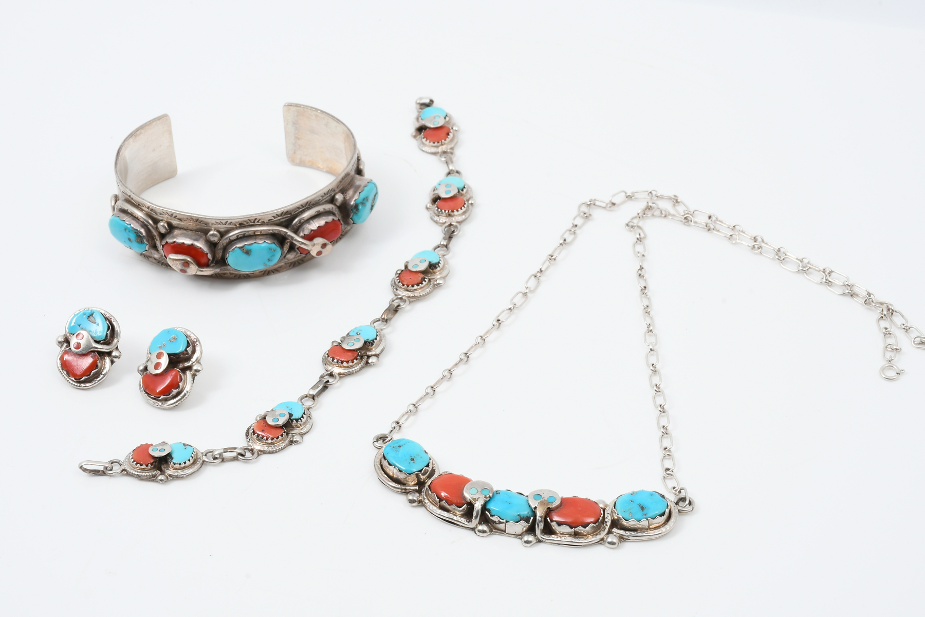 NATIVE AMERICAN STERLING TURQUOISE