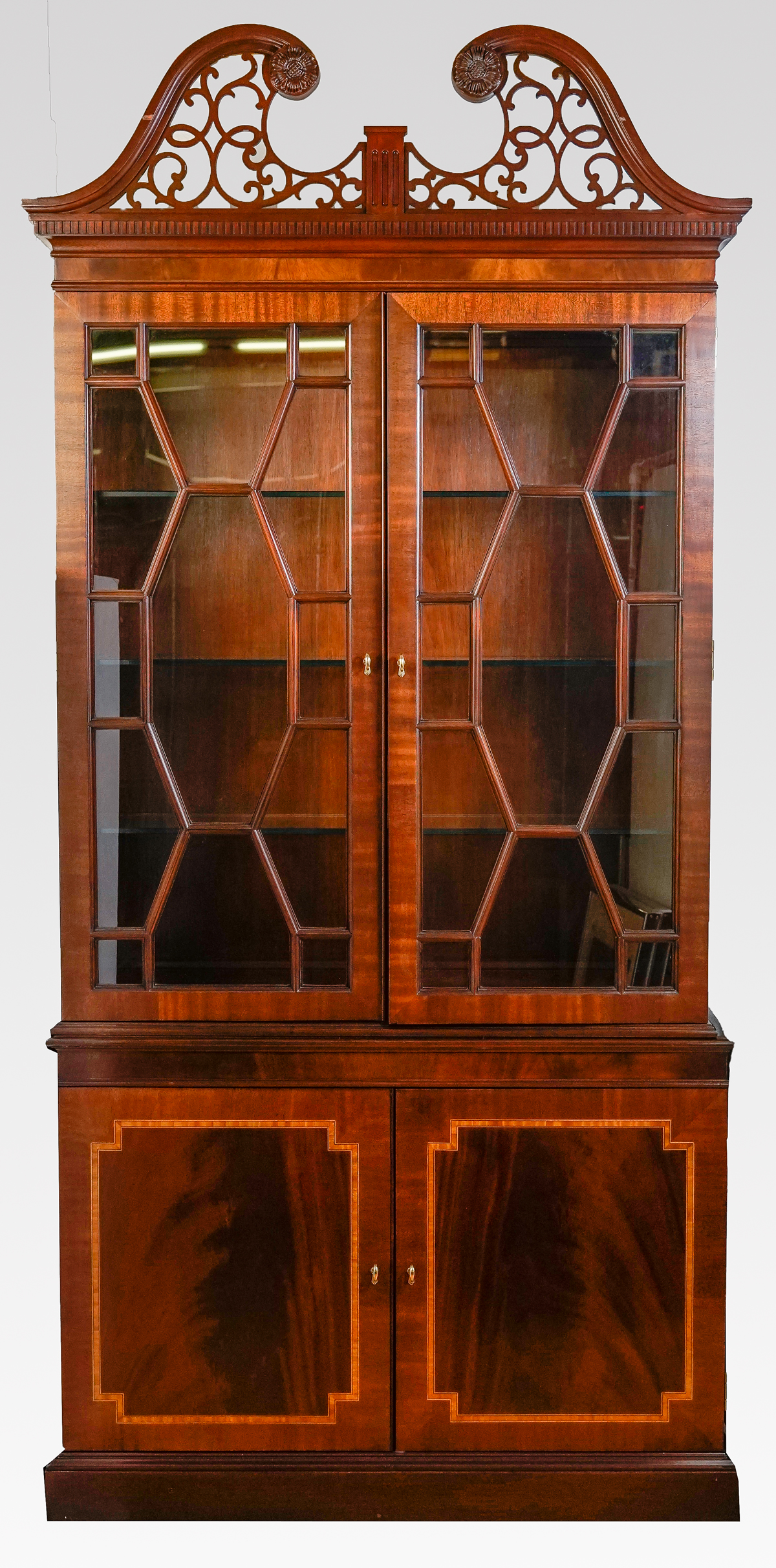 COUNCILL CHIPPENDALE STYLE 4 DOOR CURIO: