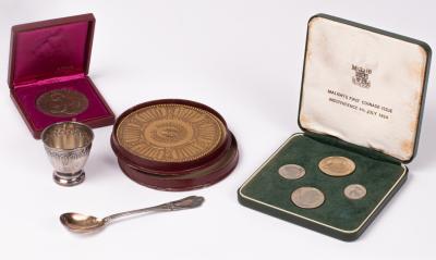 A silver spoon and egg cup, a cased