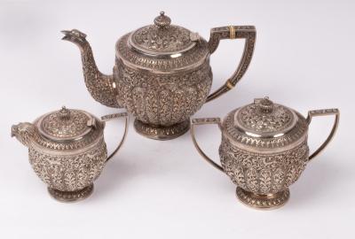 A Burmese white metal three piece 36ae35