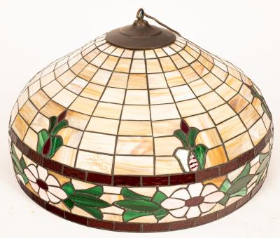 A Tiffany style ceiling light shade,