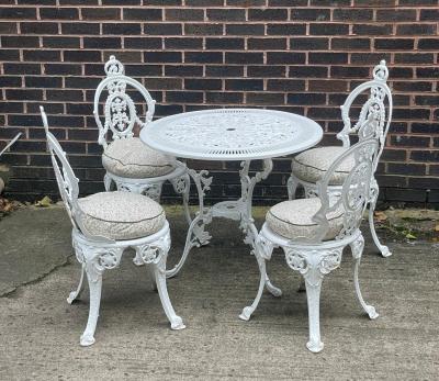 A painted aluminium garden set 36affb