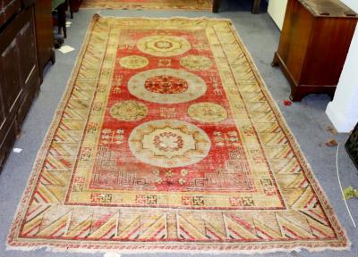Two Eastern rugs, 300cm x 193cm
