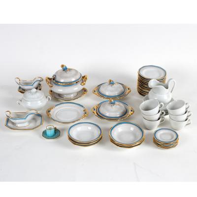 A child s tea service with turquoise 36d89e