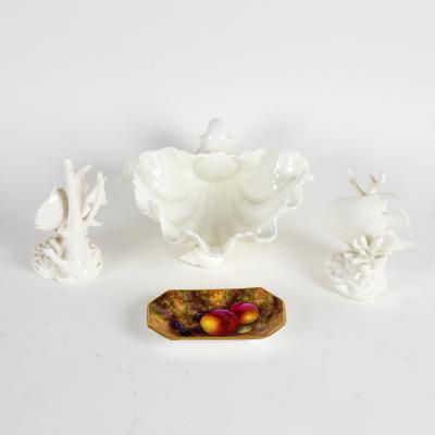 A Royal Worcester dish of shell 36d8a4