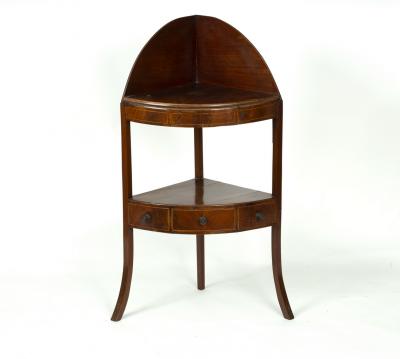 A Sheraton period mahogany bowfront 36d9cf