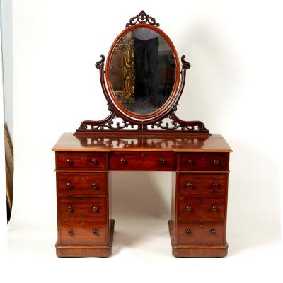 A Victorian mahogany mirror back dressing