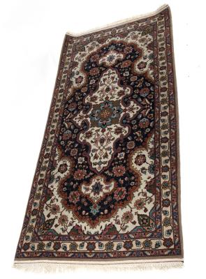 An Isfahan rug, the central medallion