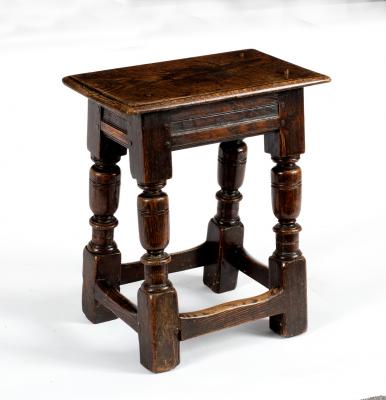 An oak joint stool of 17th Century 36db5c