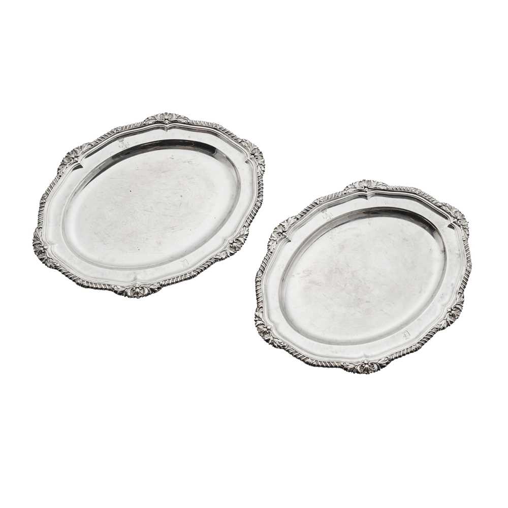 A PAIR OF GEORGE IV OVAL DISHES