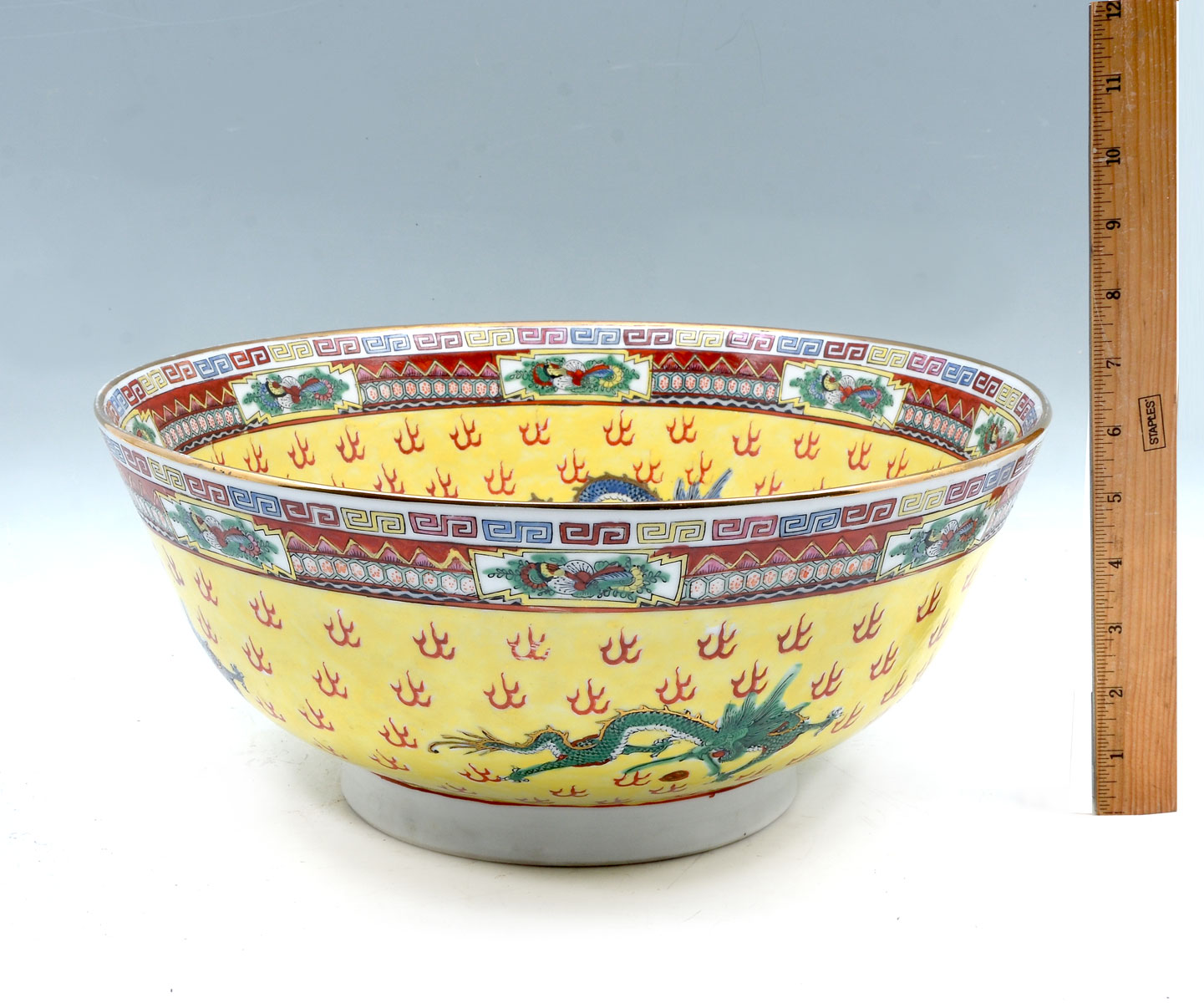 CHINESE YELLOW GROUND DRAGON BOWL  36df35