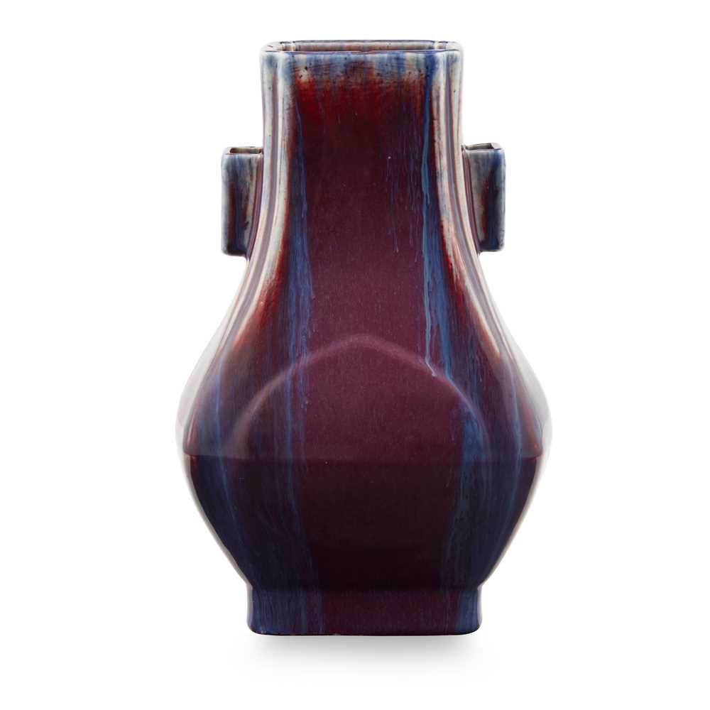 FLAMBÉ-GLAZED ARROW VASE, FANGHU
QING