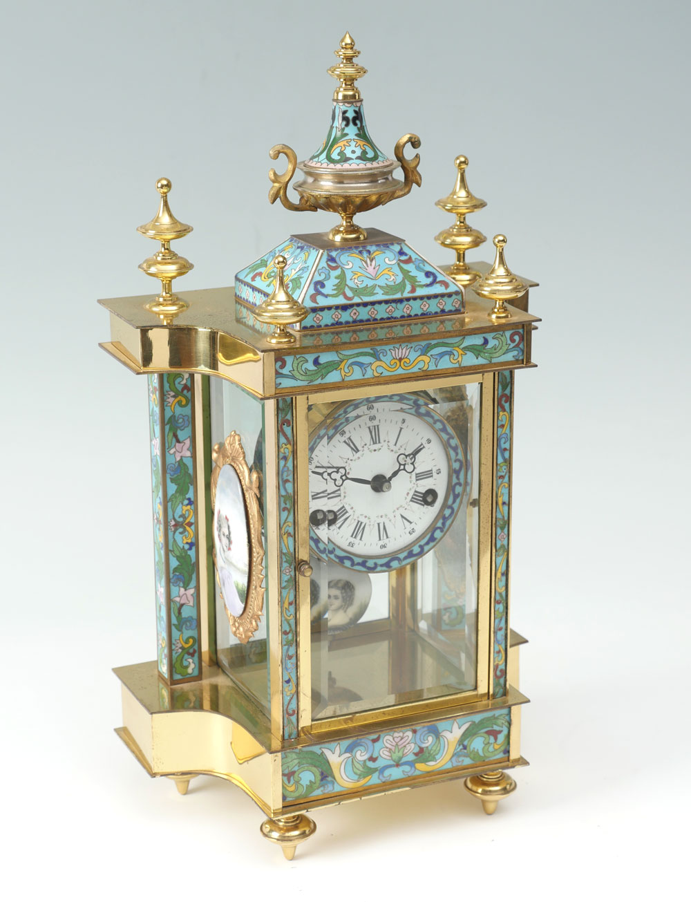 CHINESE CLOISONNE CLOCK WITH PORTRAITS: